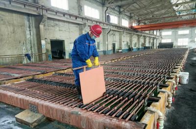電解車間生產(chǎn)標兵事跡材料—徐禮福